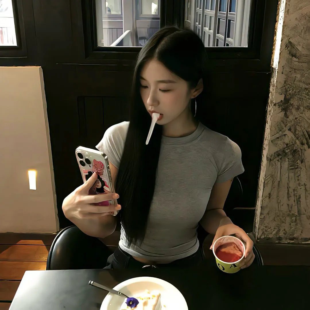 北极百货的秋乃小姐