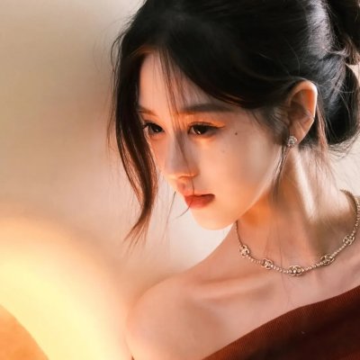 何百芮的地狱毒白
